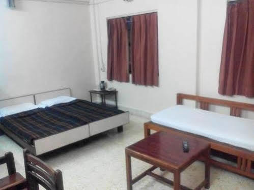 Hotel Meru 浦那 外观 照片